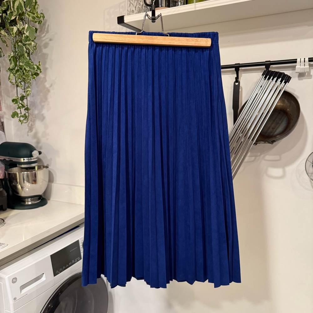 Zara Suede Pleated Skirt